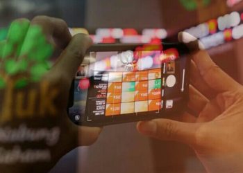 Perdagangan Bursa Saham 2022 Resmi Dibuka, Berharap Jumlah Investor Bertambah