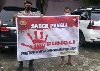 Sambangi Supir Lintas Provinsi, Polsek Bandar Sei Kijang Edukasi Soal Saber Pungli