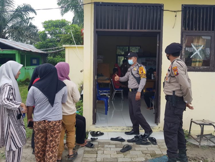 Kapolsek Teluk Meranti Ajak Seluruh Pihak Untuk Sukseskan Program Vaksinasi