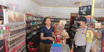 Sadarkan Masyarakat Pentingnya Prokes, Polsubsektor Pelalawan Ingatkan Saat Operasi Yustisi