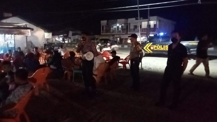 Secara Humanis, Polsek Pangkalan Kuras Ingatkan Masyarakat untuk Terapkan Prokes