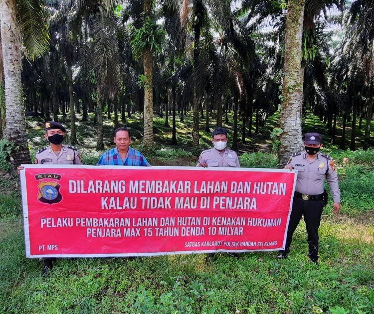 Sasar Wilayah Rawan, Polsek Bandar Sei Kijang Lakukan Patroli Karhutla