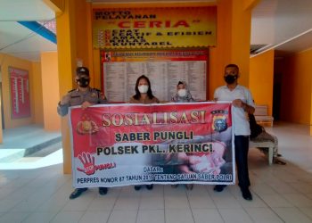 Polsek Pangkalan Kerinci Lakukan Sosialisasi Saber Pungli, Sasar Pegawai Kantor Lurah