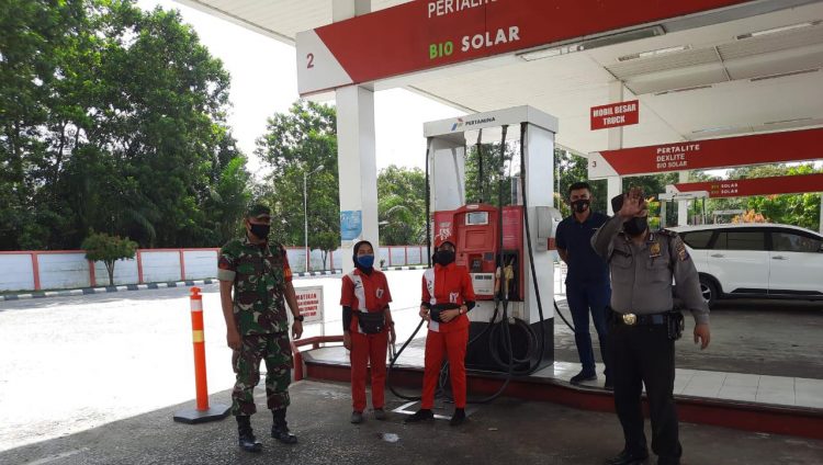 Akhir Pekan, Personil Polsek Bandar Sei Kijang dan TNI Gelar Patroli di 4 Titik