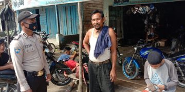 Jaga Kamtibmas di Wilkum, Polsubsektor Pelalawan Gelar Patroli