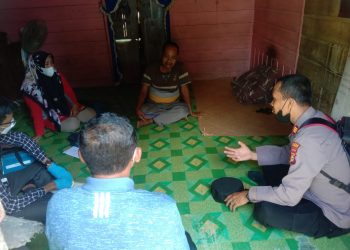 Kapolsek Pangkalan Lesung Kembali Gencarkan Vaksinasi Door to Door