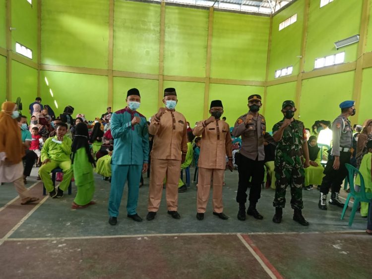 Polsek Pangkalan Lesung dan Puskesmas Lakukan Vaksinasi untuk Anak Usia 6-11 Tahun