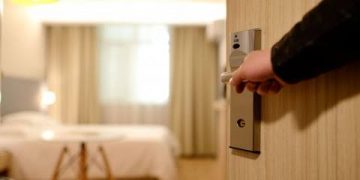 Ini Tips Check In Hotel: Cobalah Datang Telat