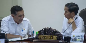 Luhut Angkat Telepon saat Jokowi Pidato, Ini Respon Pemerintah