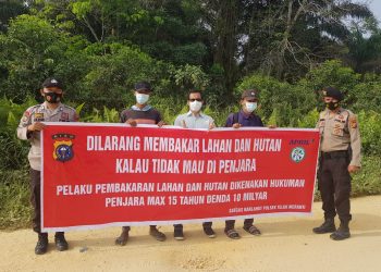 Sosialisasi Karhutla, Polsek Teluk Meranti Sasar Masyarakat Lintas Bono
