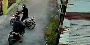 Pelaku Begal Payudara di Pekanbaru Terekam CCTV Diburu Polisi