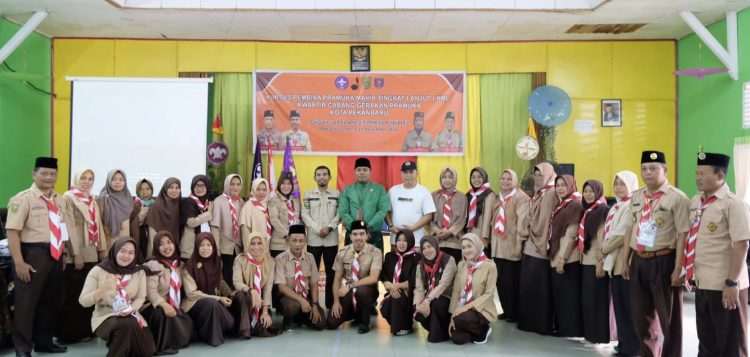 Guru SLB Pembina Pekanbaru Ikuti Kursus KML