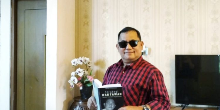 SERANGAN BALIK” PARA SERDADU AMATIRAN  DARI BASIS MARGINAL