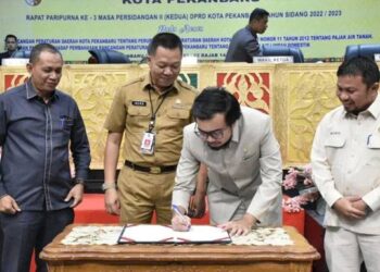 DPRD Pekanbaru Sahkan Ranperda Pajak Air Bawah Tanah