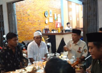 Safi’i Samosir Ajak Buka Bersama Masyarakat RW 01 Kelurahan Air Tiris Kabupaten Kampar