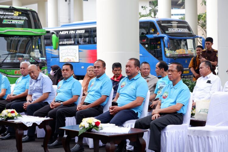 Jaksa Agung Adakan Kegiatan “Mudik Bareng Jaksa Agung” Sebagai Wujud Rasa Kepedulian Terhadap Masyarakat  