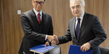 Matangkan Skema JETP, PLN Gandeng IEA Jalankan Roadmap Transisi Energi