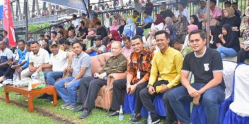 Pj Bupati Kampar Resmi Buka Turnamen Sepak Bola “Piala Dunia Kampar”