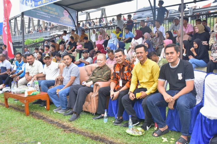 Pj Bupati Kampar Resmi Buka Turnamen Sepak Bola “Piala Dunia Kampar”