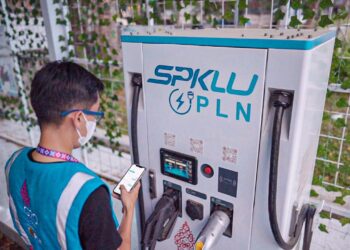 Mobil Listrik Jadi Kendaraan Utama KTT ASEAN, PLN Siapkan 108 Charging Station di Labuan Bajo