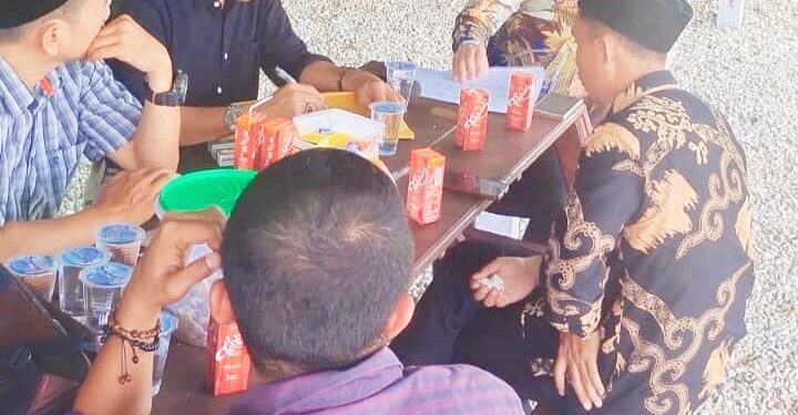 Di Sela-sela Kesibukan, Edwin Pratama Putra Terima  PKGBP  dan FGPPNS Riau