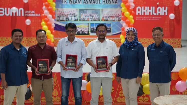 Rombongan PJS Bersama Tim Penguji UKW Berkunjung ke Museum PT Bukit Asam
