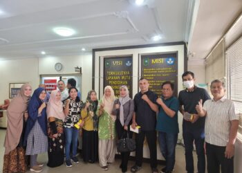 Masyarakat Pejuang Zonasi Datangi  Disdik Riau, Sri Deviyani : Kembalikan Hak Anak Tempatan, Tolak KK Tumpangan