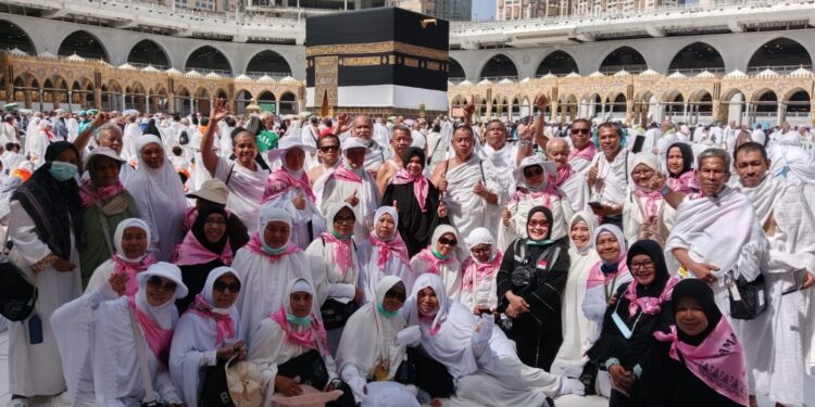 Jelang Armuzna Kloter 2 BTH Tutup dengan Doa Khatam, Muhasabah dan Bermaaf-maafan