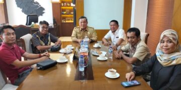 Sekdaprov Sambut Audiensi Pengurus PJS Riau