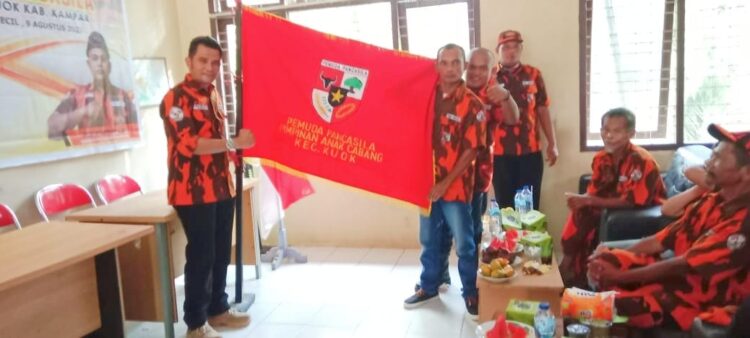 Samsi Wanda Pimpin Pemuda Pancasila Desa Batu Langkah Kecil