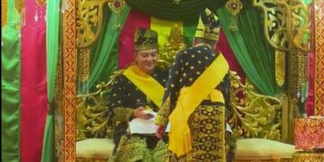 Kapolda Riau Resmi Sandang Gelar Datuk Seri Jaya Perkasa Setia Negeri