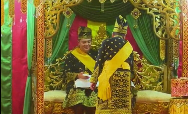 Kapolda Riau Resmi Sandang Gelar Datuk Seri Jaya Perkasa Setia Negeri