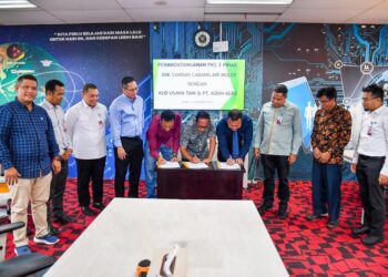 BRK Syariah Alokasikan Pembiayaan Replanting Untuk 178 Hektar Kebun Sawit di Desa Air Putih Inhu