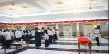 Gubri Syamsuar Lantik PPPK Tenaga Teknis dan Guru di Lingkup Pemprov Riau