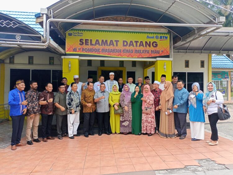 Hari Pertama Bertugas, PLT Gubernur Silaturahmi Dengan LAMR