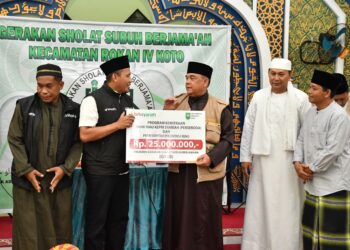 BRK Syariah Serahkan Bantuan Program Kemitraan Untuk Mesjid di Rohul.