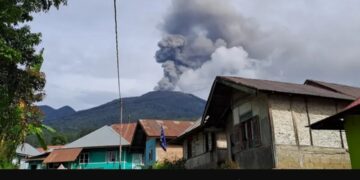 Gunung Marapi Sumbar Masih Terus Erupsi, Berikut Daerah yang Berpotensi Terdampak
