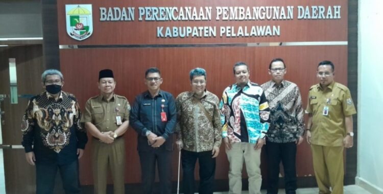 Kabupaten Pelalawan Raih Peringkat 1 Terbaik Penghargaan Pembangunan Daerah 2024 Tingkat Provinsi Riau