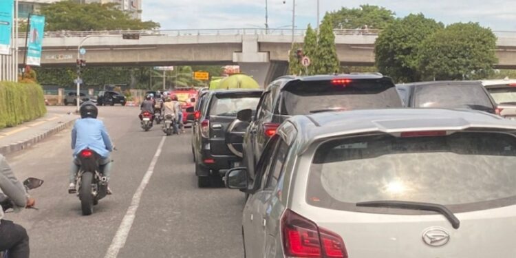 Pemprov  Riau Perlebar Jalan Simpang SKA, DED Sudah Disiapkan