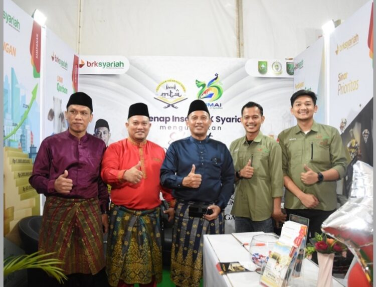 BRK Syariah Hadiri Pembukaan MTQ ke 42 Tingkat Provinsi Riau di Kota Dumai