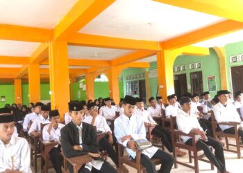 Sebanyak 68 Santri Bustanul Yaqin Kelas Akhir Jalani Ujian Munaqosyah