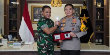 Perkuat Sinergitas TNI-Polri, Danrem 031/WB dampingi Pangdam I/BB Kunjungi Polda Riau
