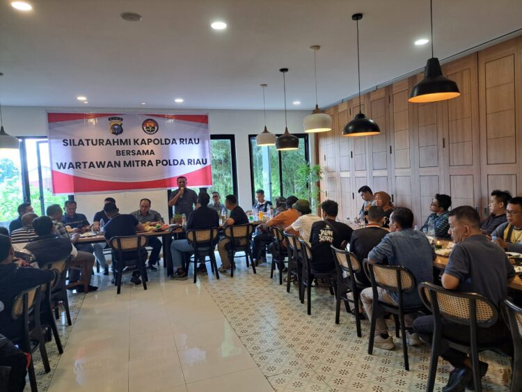 Silahturahmi Kapolda Riau Dan Danrem 031/WB Bersama Wartawan Mitra Polda Riau.