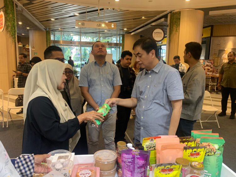 KUB Binaan Rumah Zakat Turut Meriahkan Festival Karya Riau Bertuah 2025