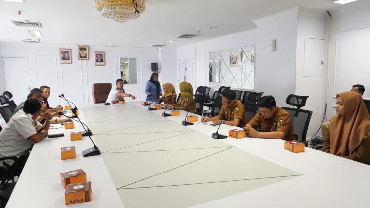 Terkait Phk ex karyawan tetap Pt.TPM anak Perusahaan Pt Spp yg menjalankan Operasional Bus Trans Metro Pekanbaru.