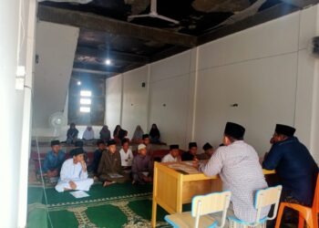 TAQARRABUN NAFSIAH DI PONDOK PESANTREN NURUL YAQIN PEKANBARU: MENYELAMI DIRI, MENEGUHKAN ADAB