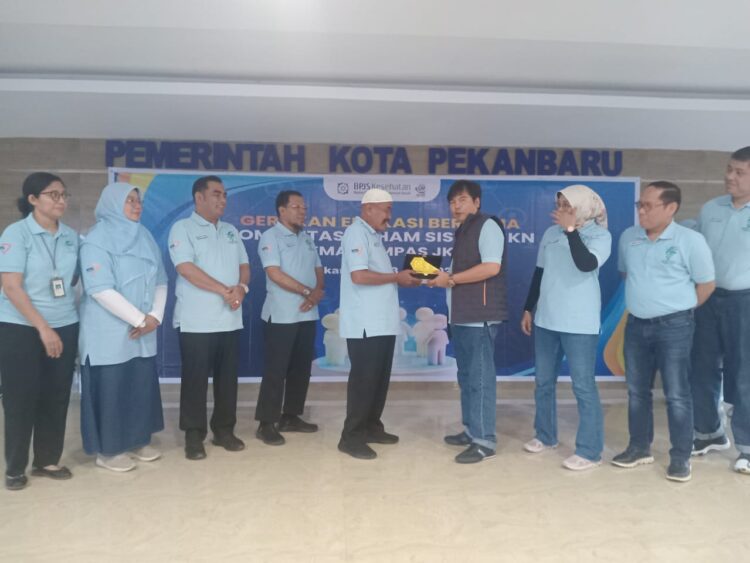 GERAKAN EDUKASI BERSAMA KOMUNITAS PAHAM SISTEM JKN( Gema Kompas JKN) JPKP RIAU SEBAGAI GARDA JKN