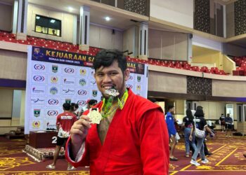ROTAMA SILALAHI HARUMKAN NAMA PEKANBARU, RAIH JUARA 1 KEJUARAAN NASIONAL SAMBO DI PADANG