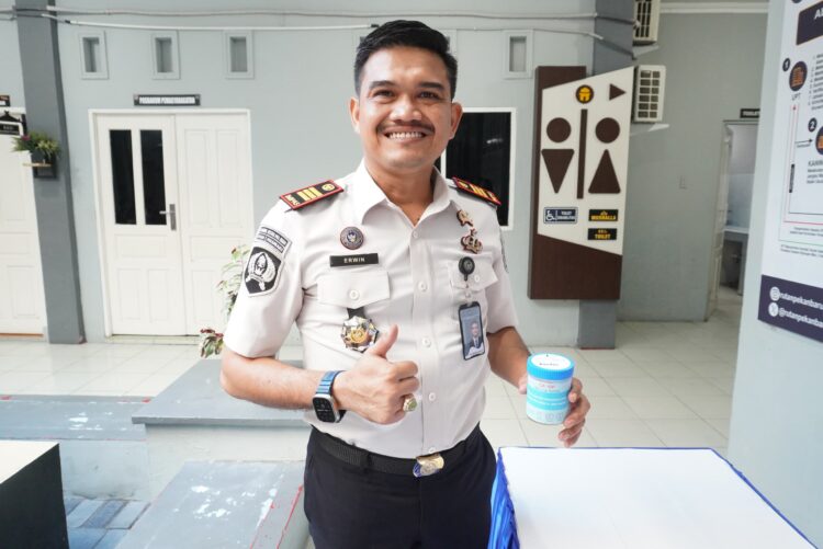 Rutan Kelas I Pekanbaru Gelar Tes Urine, Tegaskan Komitmen Perang Melawan Narkoba