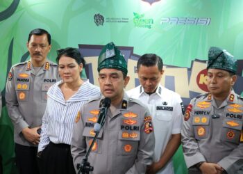 Satwa Reno K9 Polda Riau Terima Medali Penghargaan Kapolri